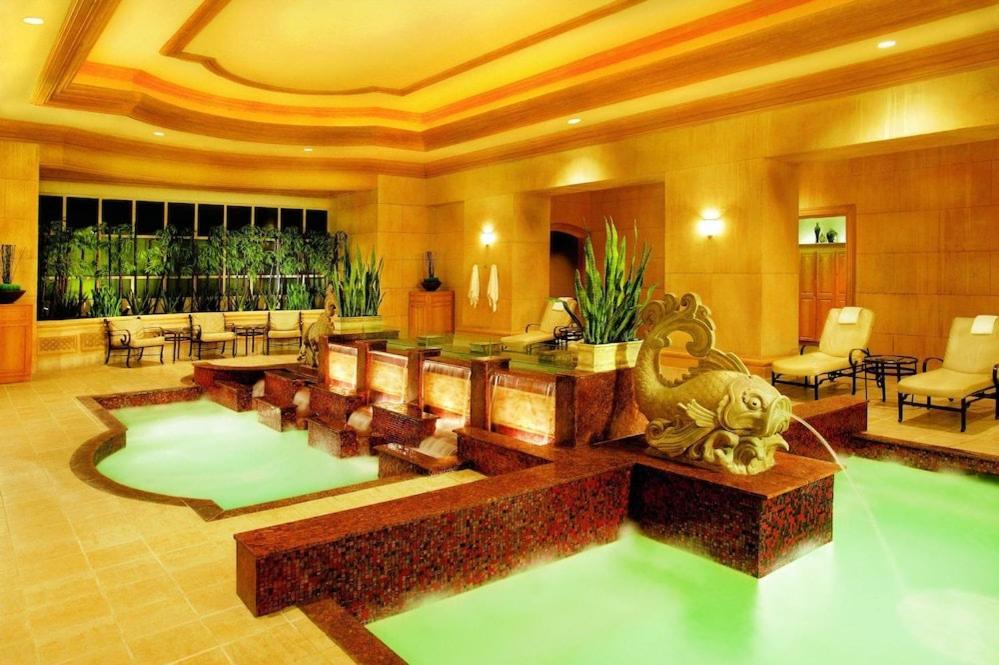 Mandalay Bay Resort And Casino By Suiteness Las Vegas Esterno foto